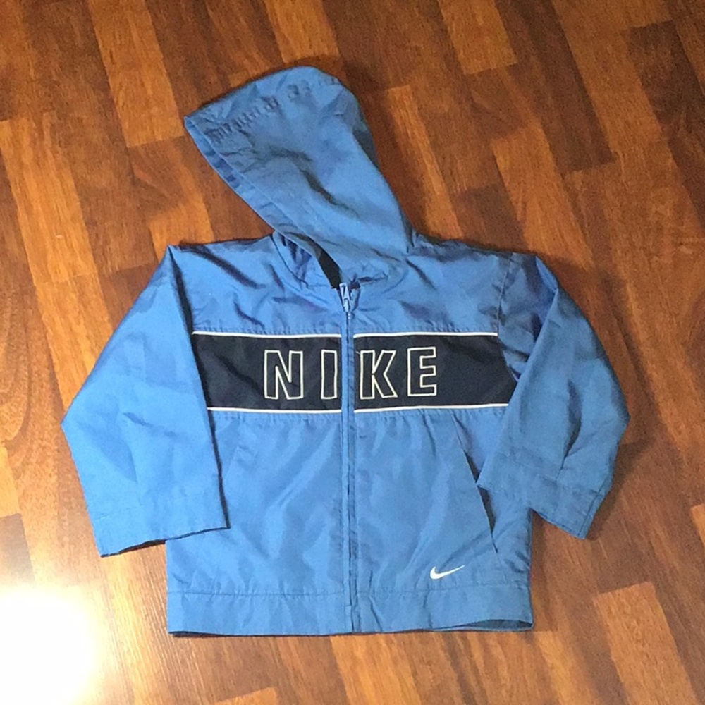 Nike Jacket with hood ~ Toddler Size 4T ~ Excellent Condition ~